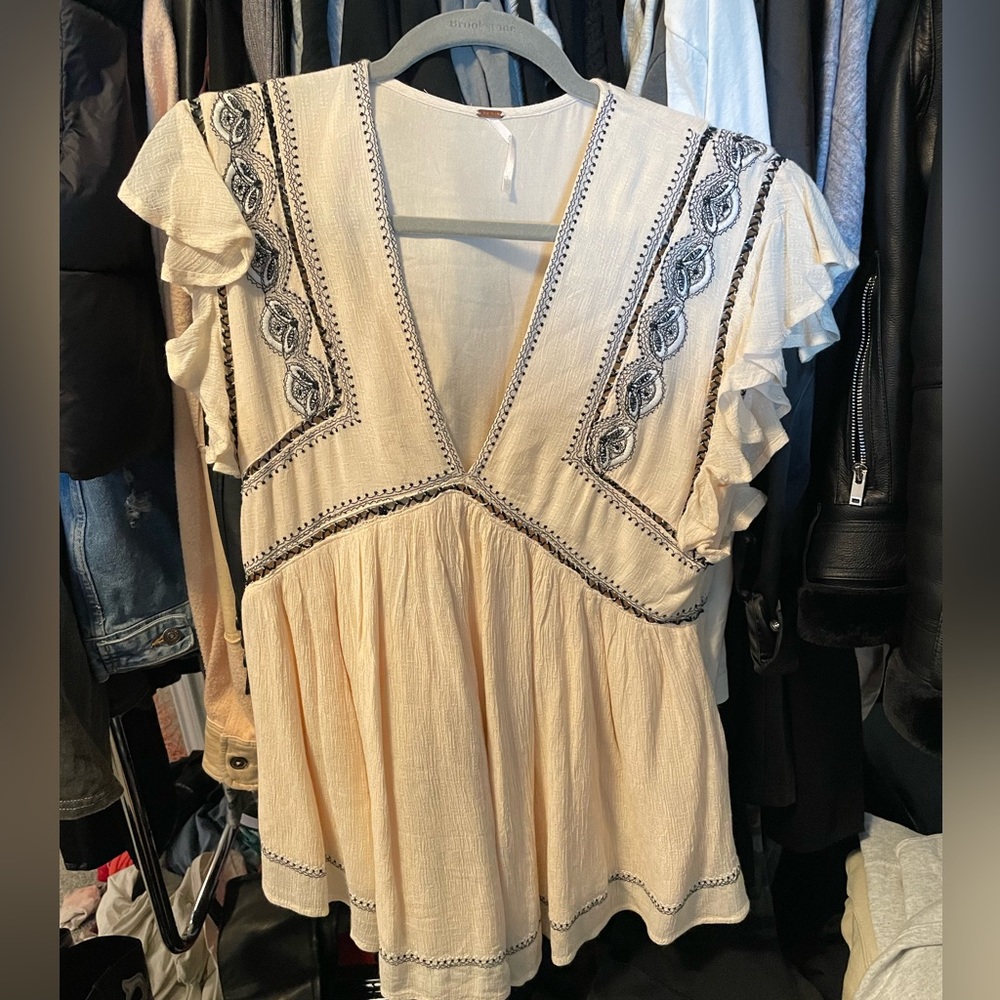 Free people shirt size XS